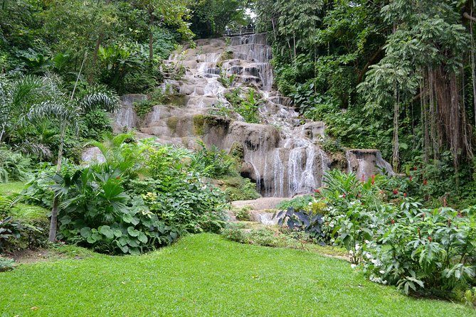 Konoko Falls & Park